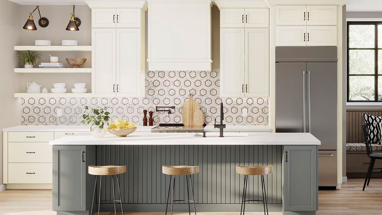 Glasson in Painted Vanilla, Painted Boulder and Maple Latte