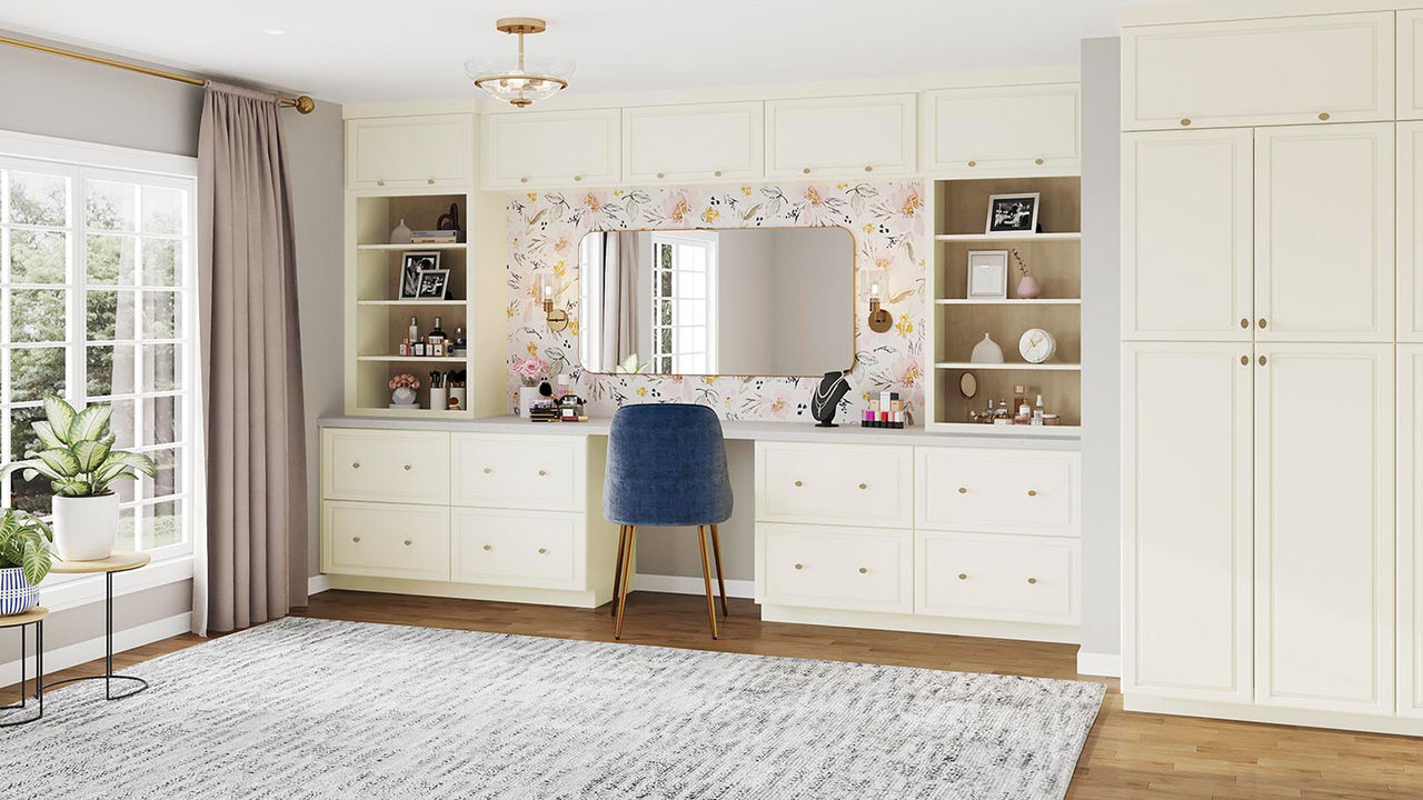 Edgeworth in Painted Vanilla