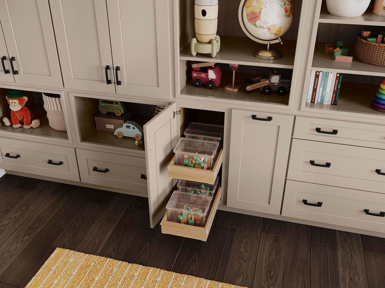 Pull out drawer storage